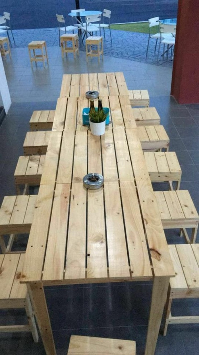 Large Dining Table - diy pallet ideas