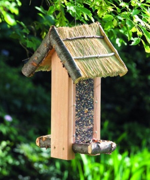 Cozy Cabin DIY Bird Feeder