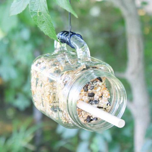 DIY Mason Jar Bird Feeder In Minutes