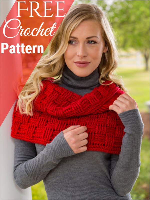 Checkered Crochet Cowl