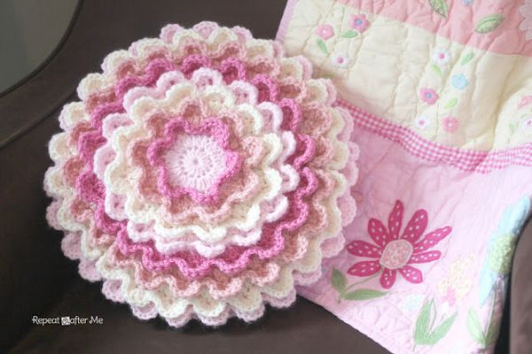 crochet blooming flower pillow