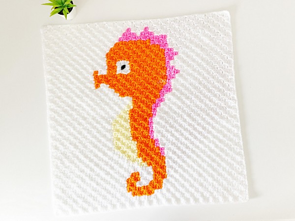 Crochet C2 Seahorse Pattern