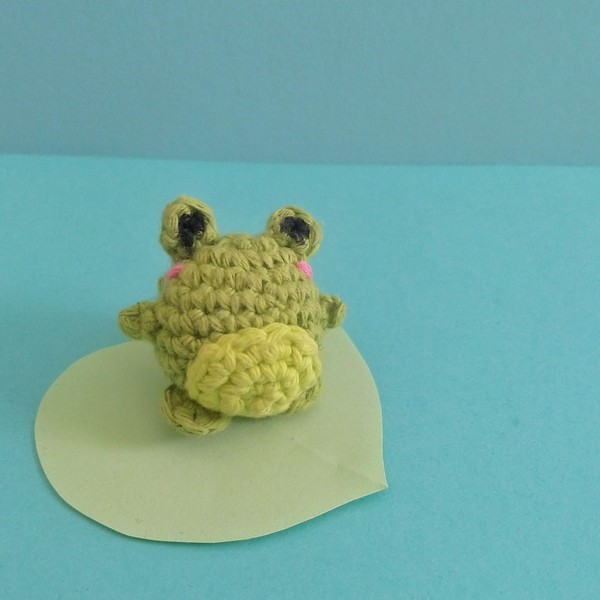 Crochet Bouncy Frog Pattern