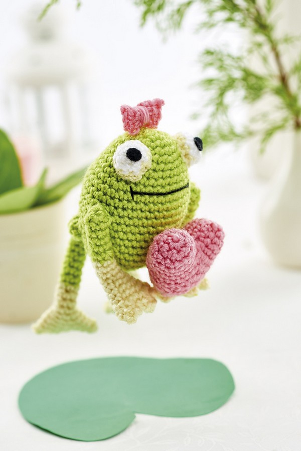 Crochet Esmerelda Frog Pattern