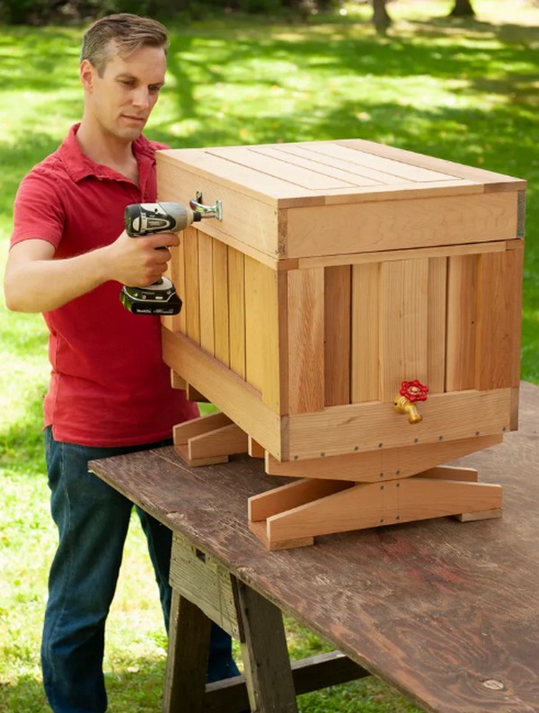 How To Build A Cedar Ice Chest