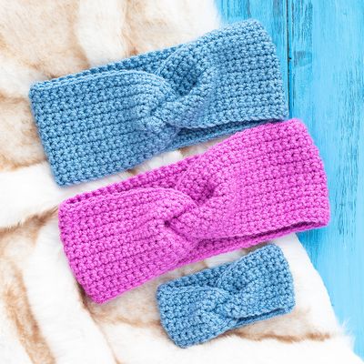 Easy Twisted Ear Warmer 