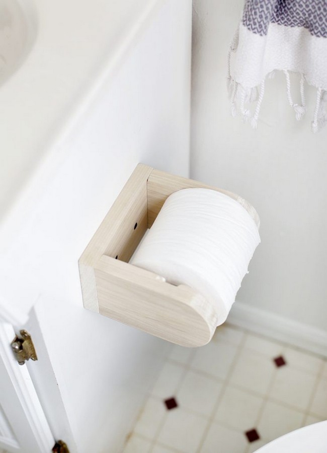 Minimal Toilet Paper Holder DIY