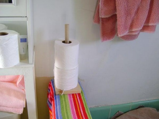 Simple Toilet Paper Holder