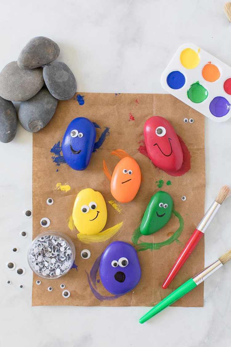 24 DIY Pet Rocks Ideas For Kids Fun - DIYnCrafty