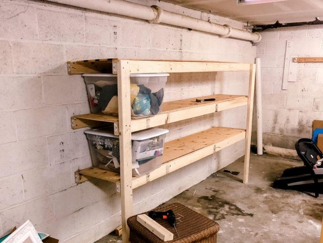 DIY $40 Garage Shelf Plan