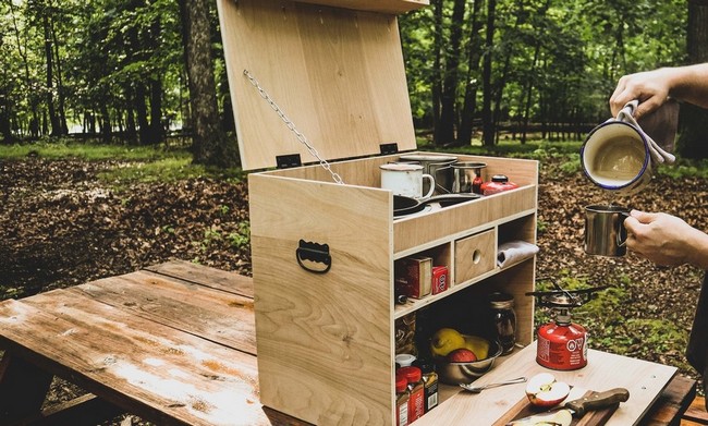 https://www.diyncrafty.com/wp-content/uploads/2022/03/DIY-Lightweight-Camp-Kitchen.jpg