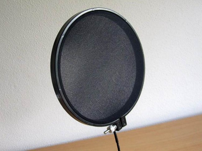 DIY Microphone Pop Filter