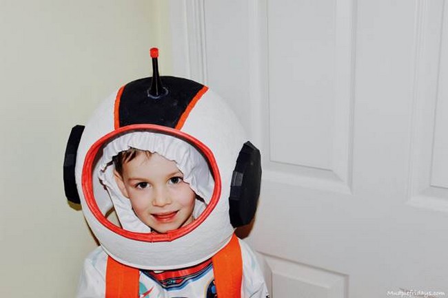 DIY Space Helmet For Your Kid