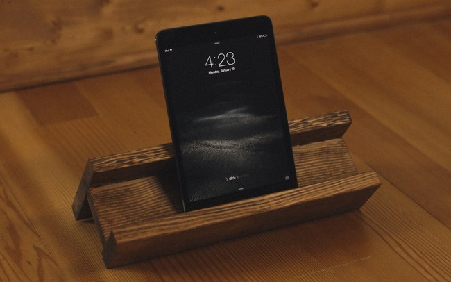 DIY Tablet Stand