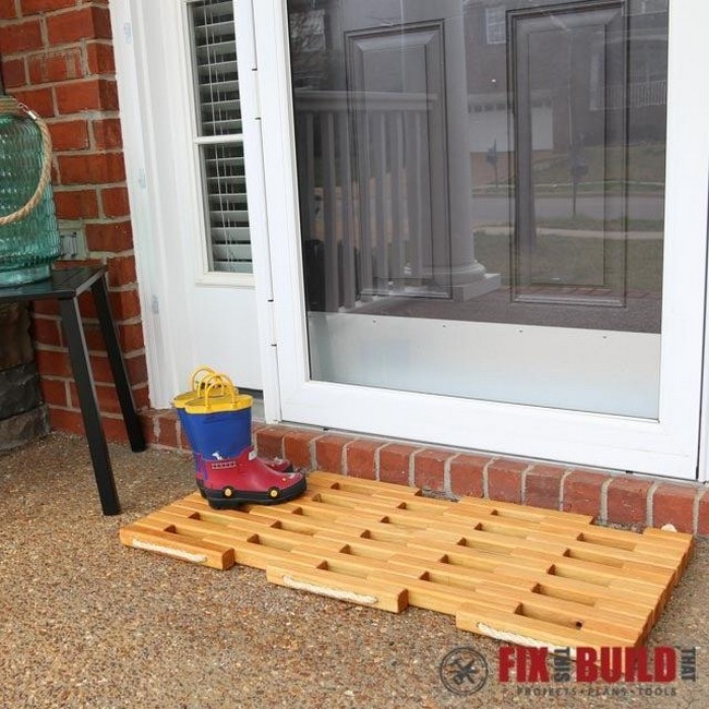 DIY Wooden Doormat