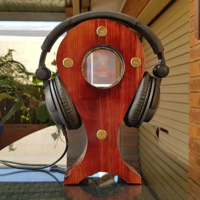 LED DIY Headphone Stand