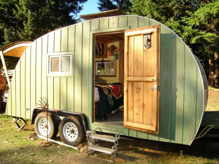 Non-Toxic Teardrop Trailer for Camping