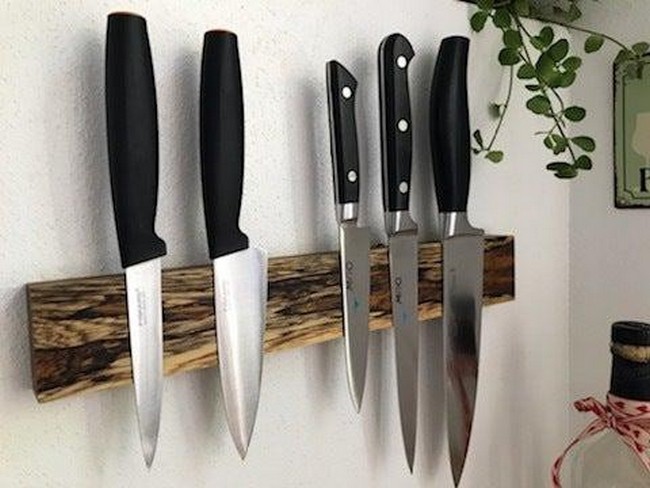 DIY Magnetic Knife Block