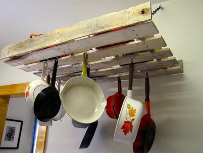 12 DIY pot rack projects to save space in your kitchen – SheKnows