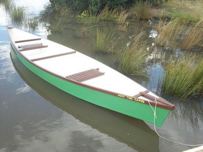 How to make your own fishing canoe with simple tools