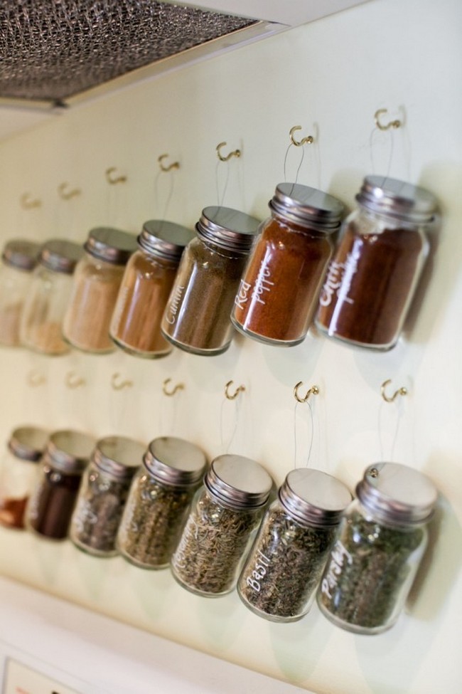 DIY Spice Jar Storage