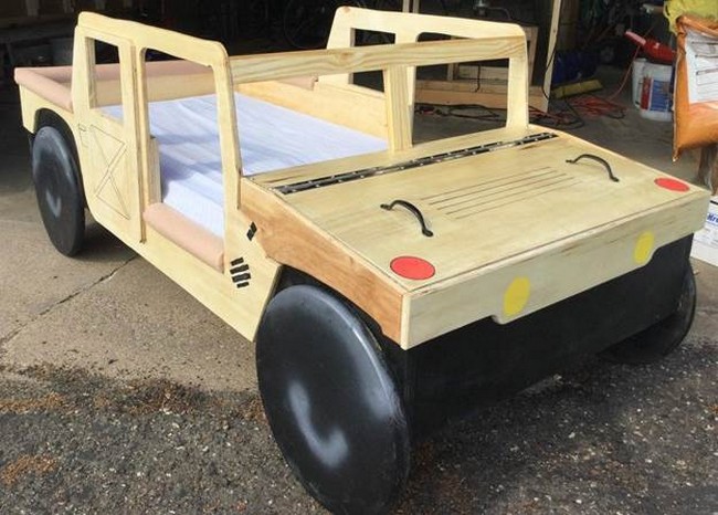 DIY Toddler Bed With Toy Box