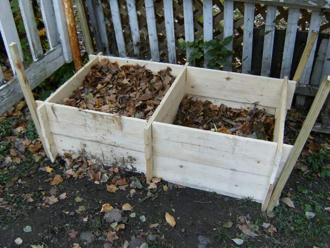 DIY Twin Compost Bin