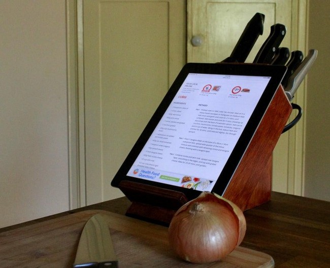 Rejuvenated Knife Block Tablet Stand