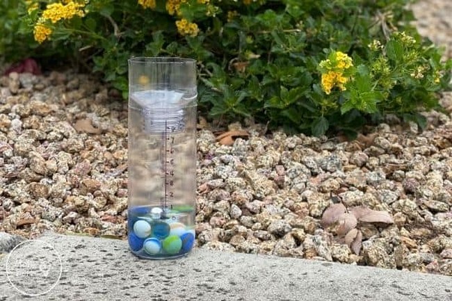 How to Build an Easy water Gauge