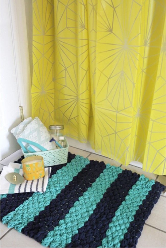 Chunky Woven Bath Mat