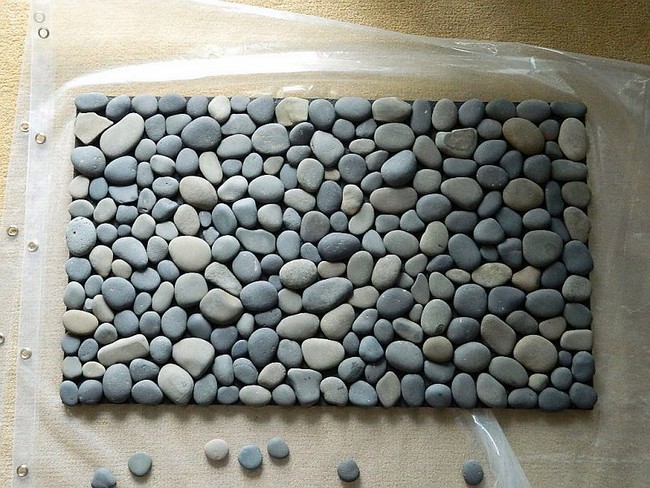 DIY Stone Floor Mat