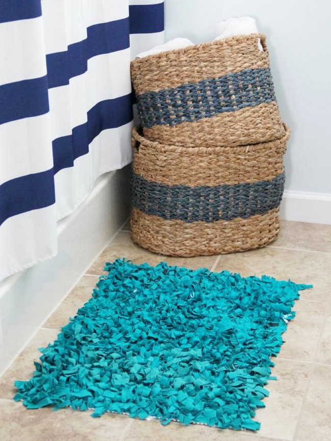 How To Make A Bathmat From Upcycled T-shirts