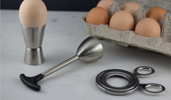 Your Soft Boiled Egg Necessity An Egg Topper