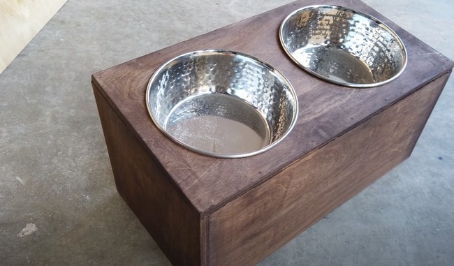 DIY Wooden Pet Bowl Stand