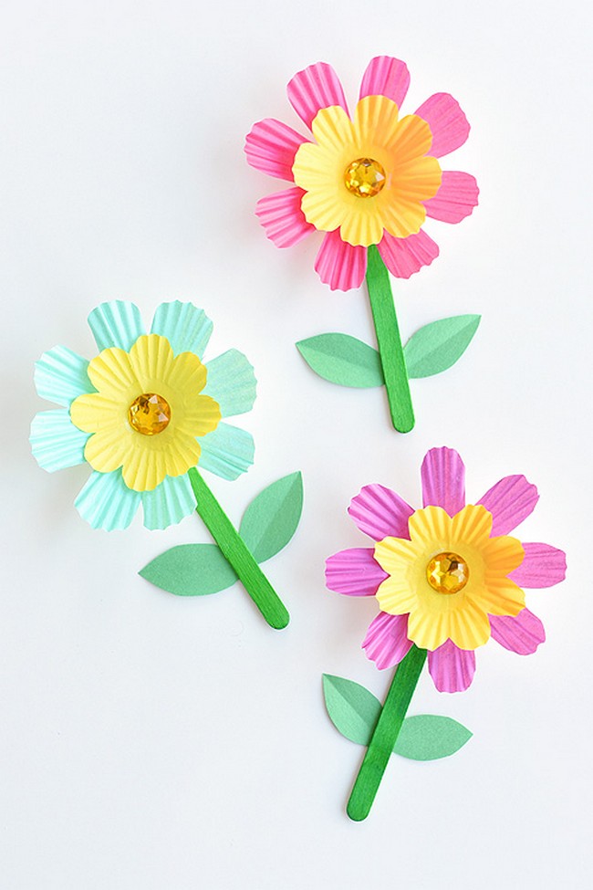 Simple Cupcake Liner Flowers Tutorial