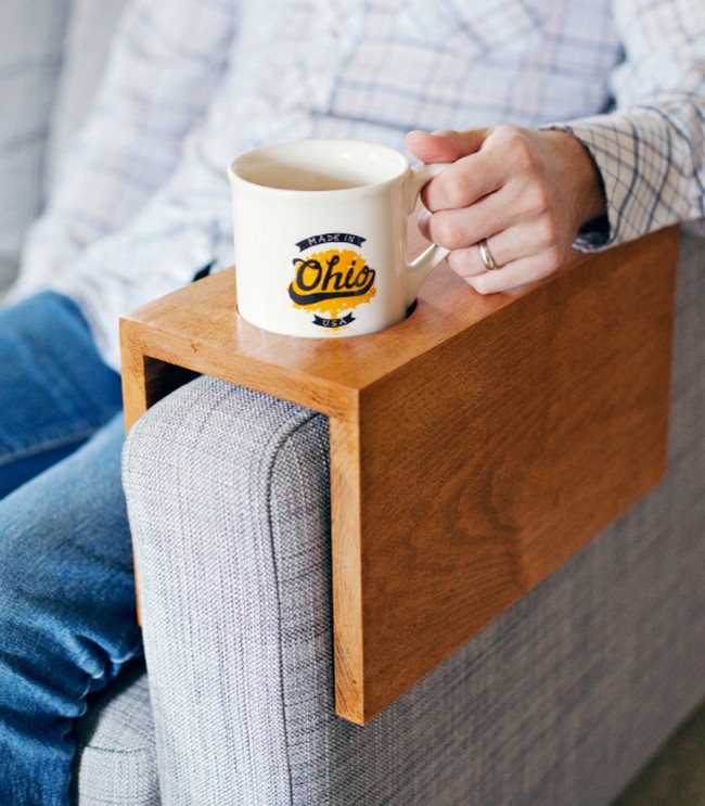 DIY Sofa Sleeve With Cup Holder