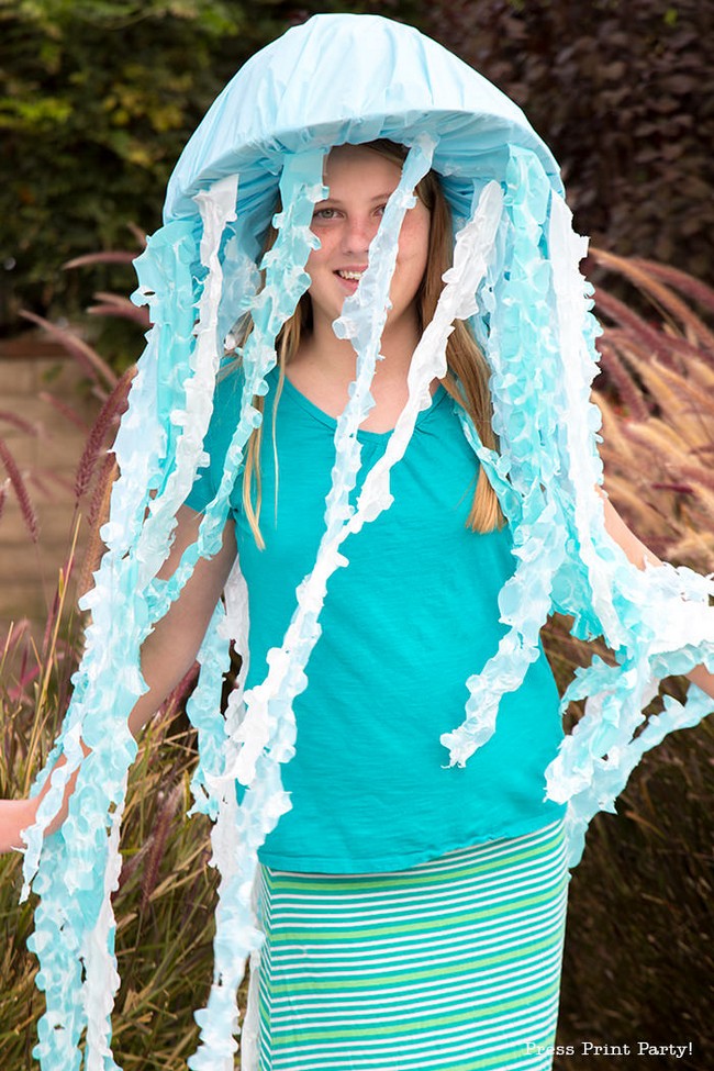 Awesome Jellyfish Costume DIY