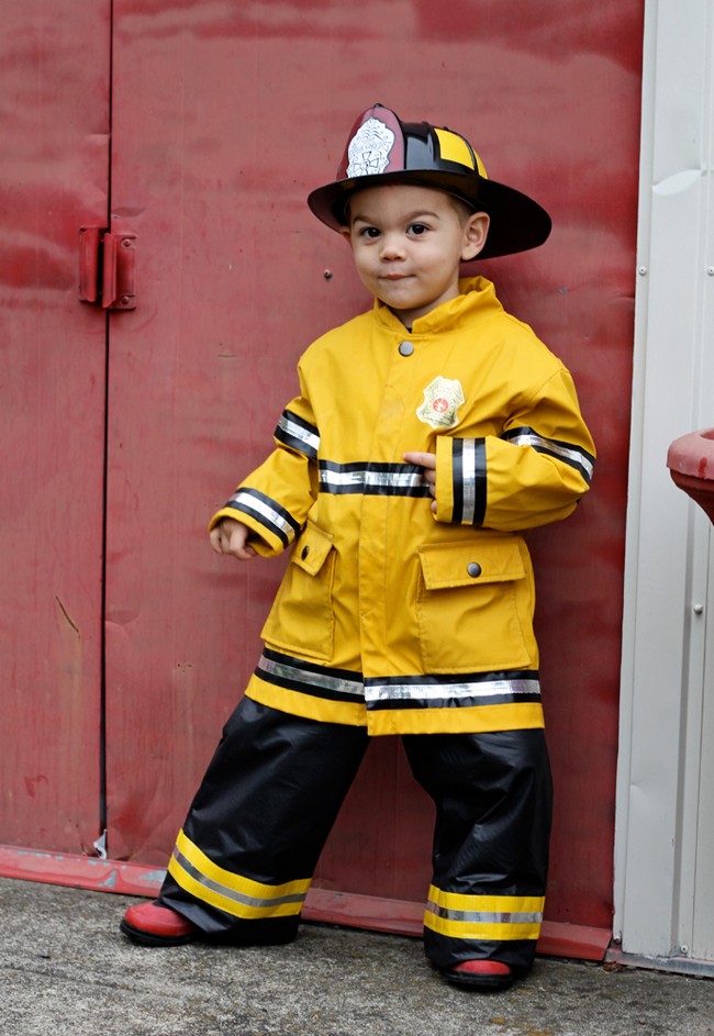 DIY Halloween A Firefighter + His Dalmatian