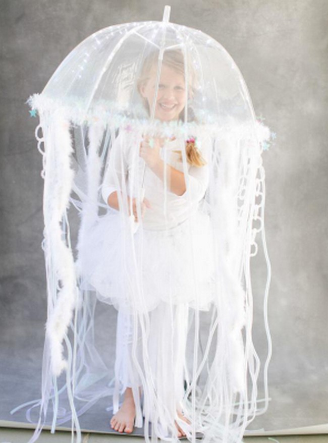 DIY Halloween Costume Jellyfish