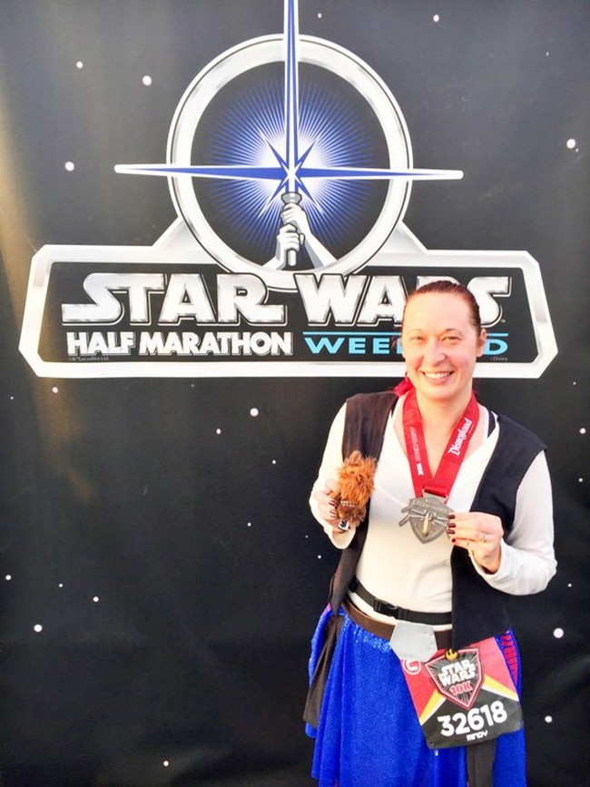 Easy Solo Running Costume